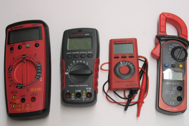 直流電壓和交流電壓通過萬用表的測量手段