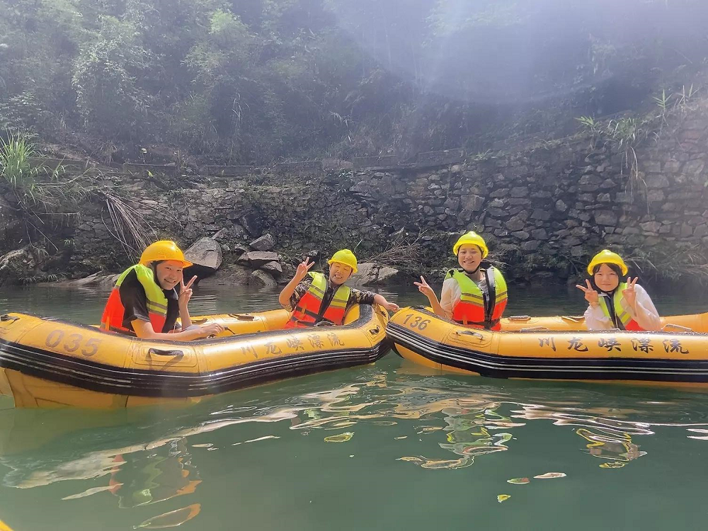藤倉自動化14周年,開展夏季團建旅游活動!(圖2) 藤倉自動化14周年,開展夏季團建旅游活動!(圖2)